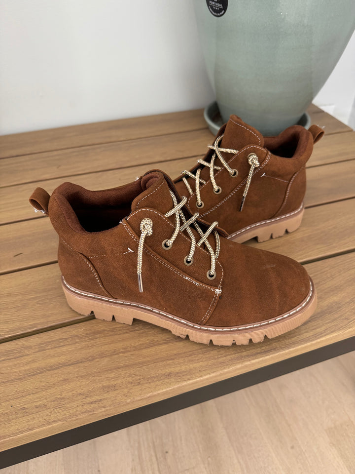 Bernie Boots- TAN-FINAL SALE *9,10,11*