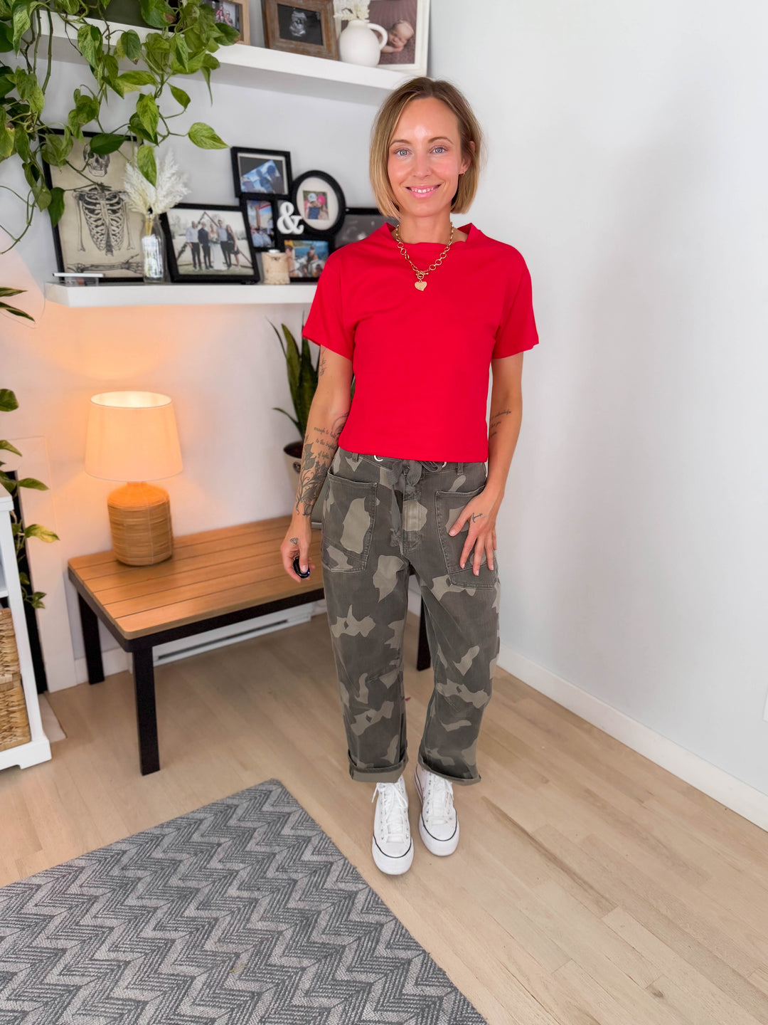 Nova Crew Neck Cropped T-Shirt- RUBY