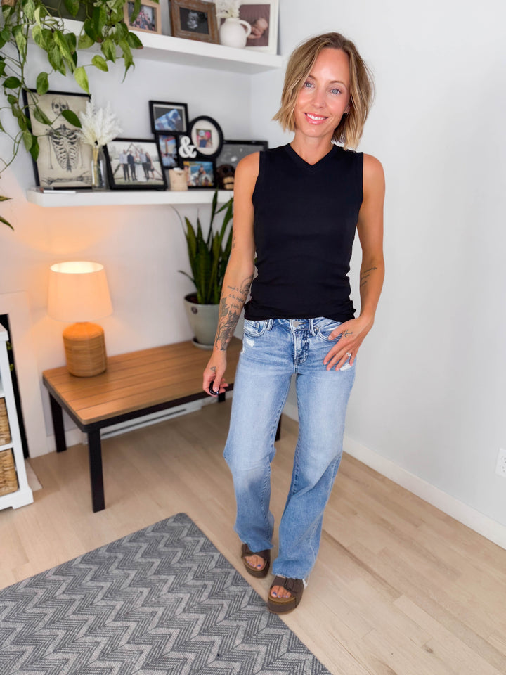 Only Organic Cotton Colbie V-Neck Tank Top- BLACK