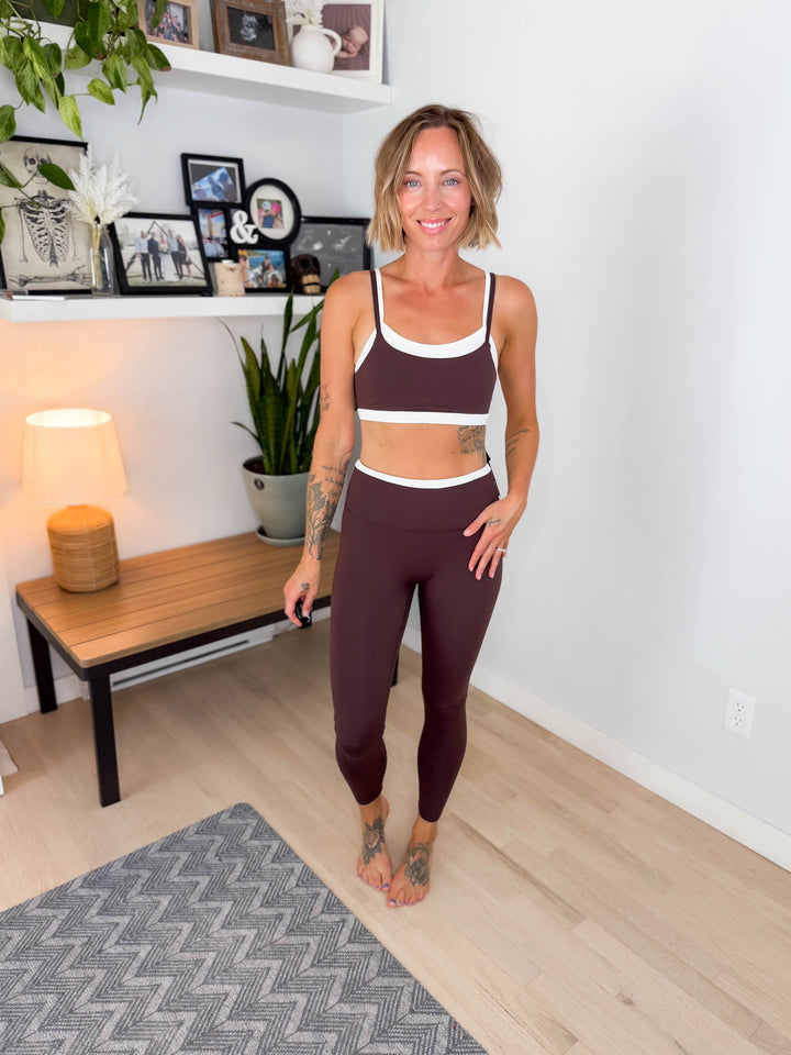 Kimber Contrast Trim Legging- CHOCOLATE
