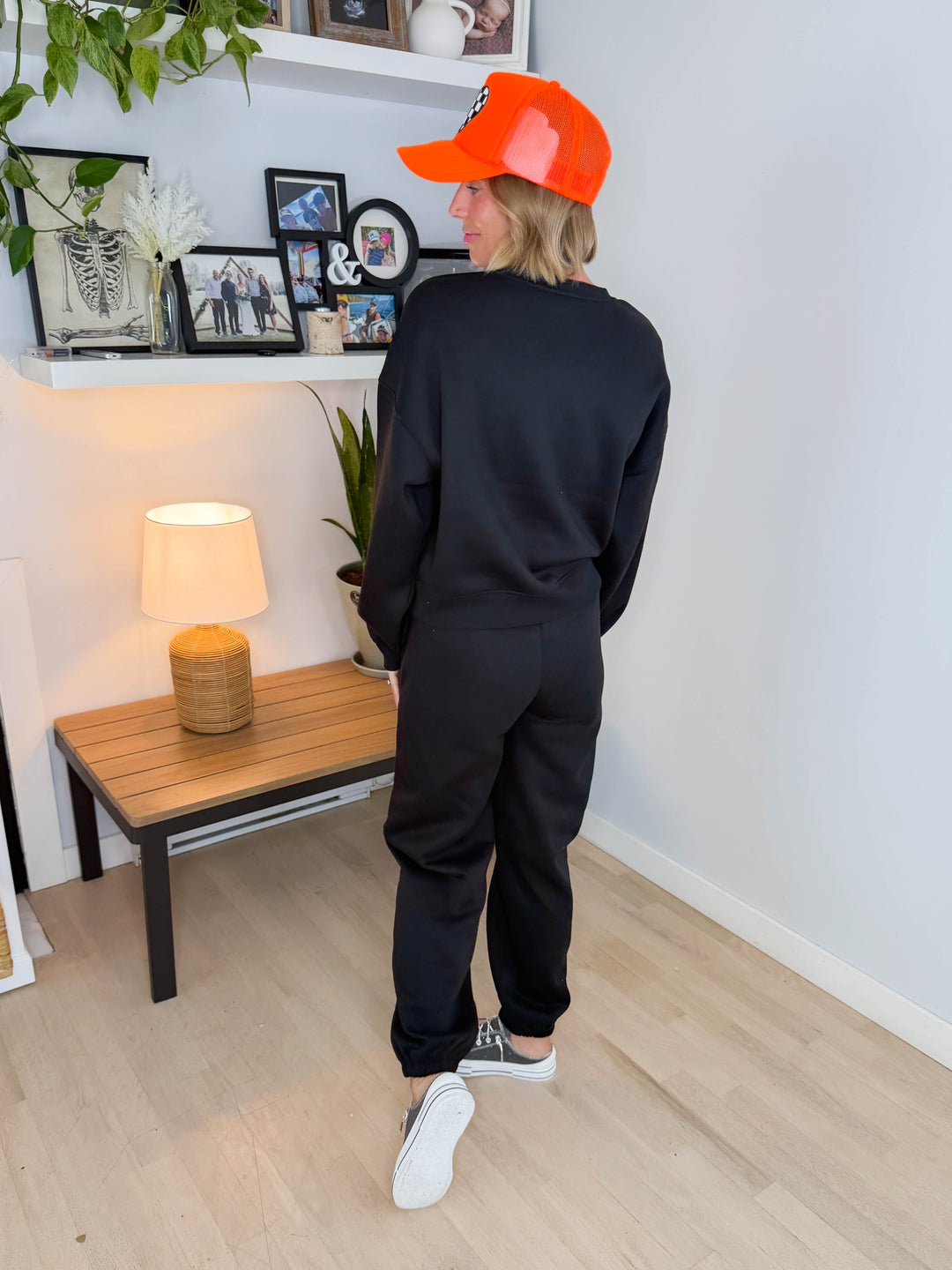 Only Best Long Sleeve Crew Neck- BLACK