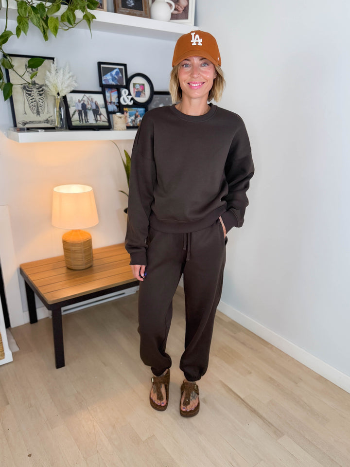 Only Best Long Sleeve Crew Neck- CHOCOLATE TORTE