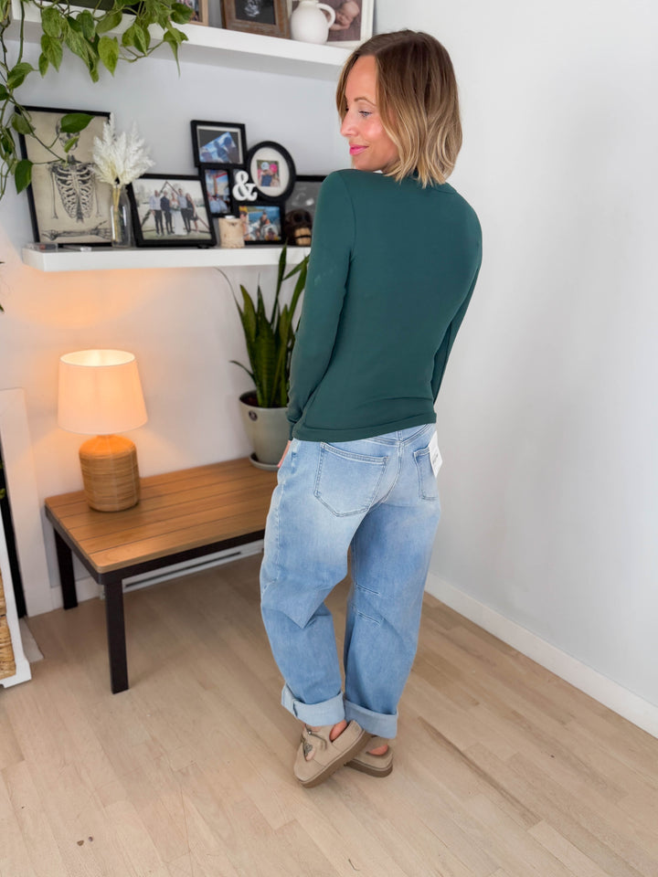 Tansy Basic Crewneck Longsleeve Knit Top- FOREST GREEN