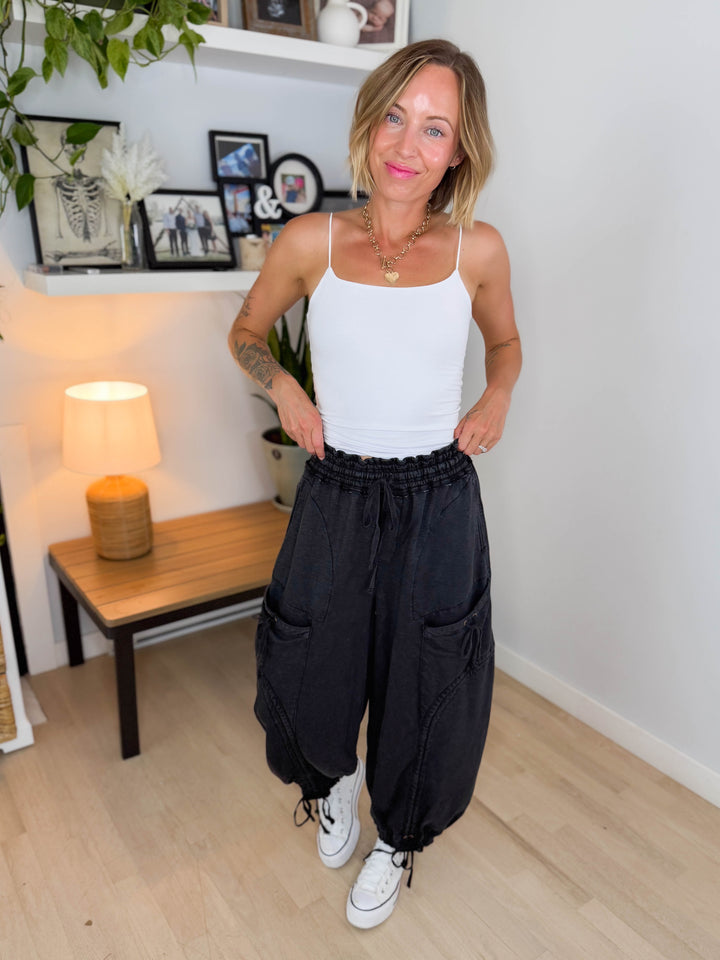 Pebble Cinch Tie  Jogger- BLACK