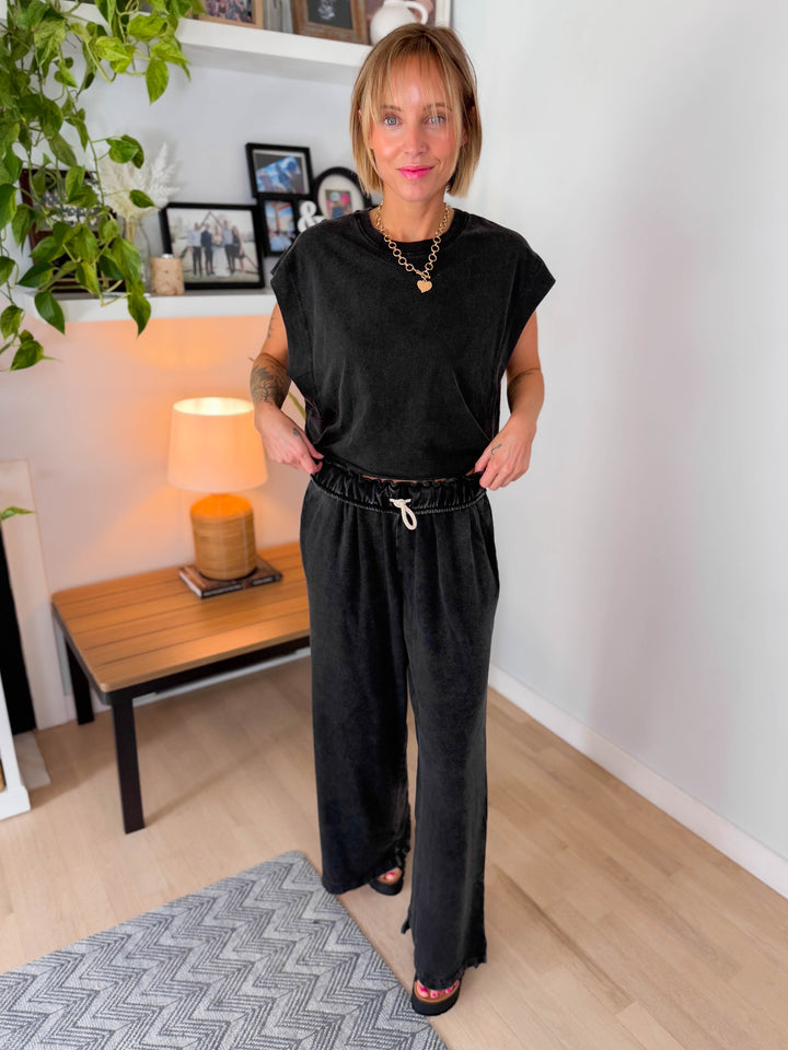 Moonlight Cotton Short Sleeve Crop- BLACK-FINAL SALE