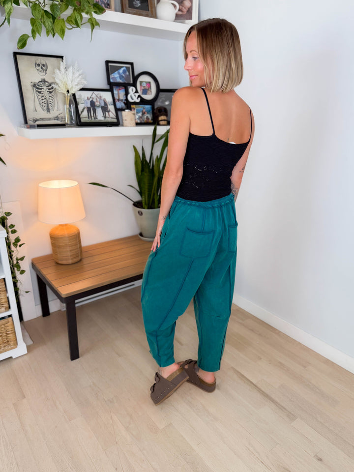 Floral Texture Lace Cami- BLACK