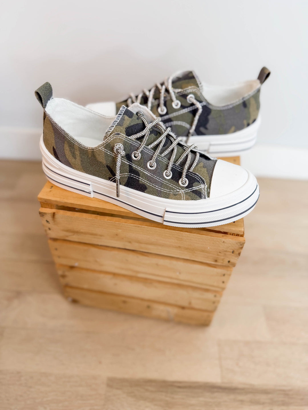 Amanda SilverLace Sneaker- CAMO-FINAL SALE *7 +7.5*
