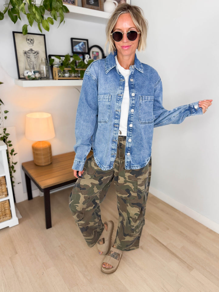 NOISY MAY Alva Denim Shacket- LIGHT WASH
