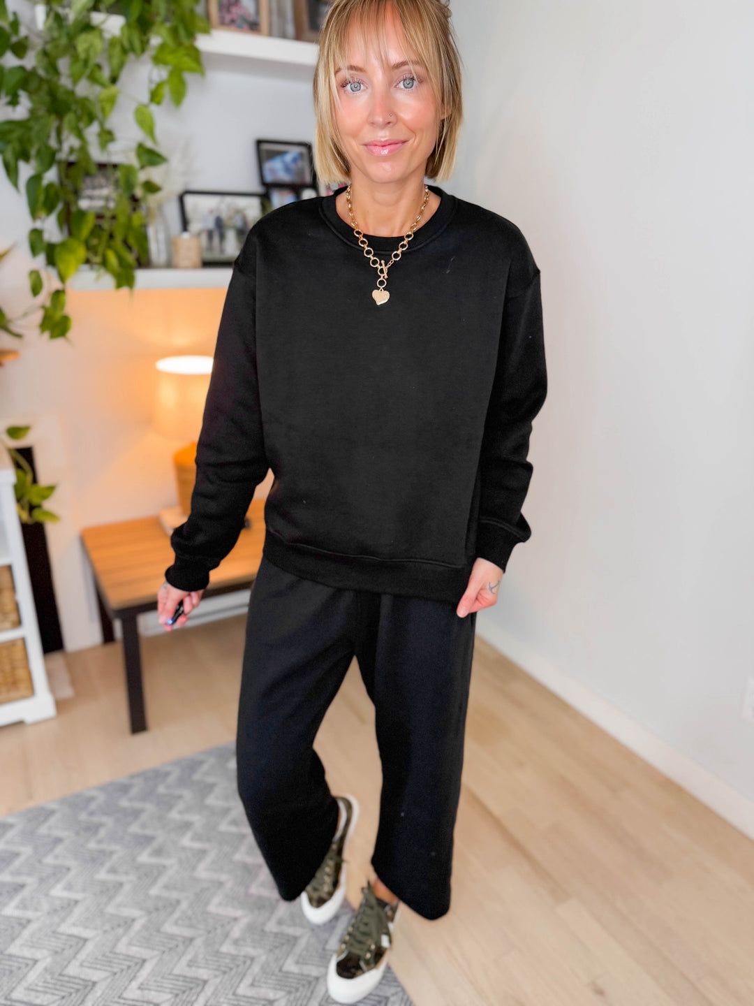 Mono B Alendra Classic Fit Fleece Sweatshirt- BLACK-FINAL SALE