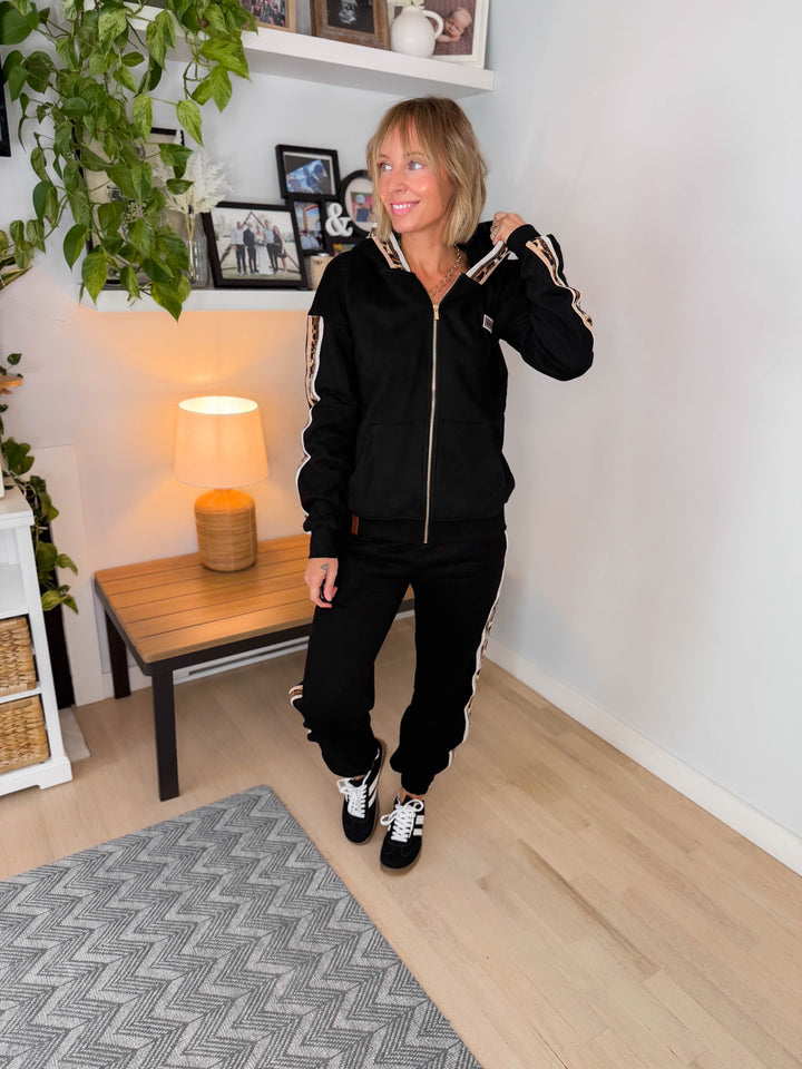 AMPERSAND AVE Comfort Zone Jogger- FEARLESS-FINAL SALE *S*