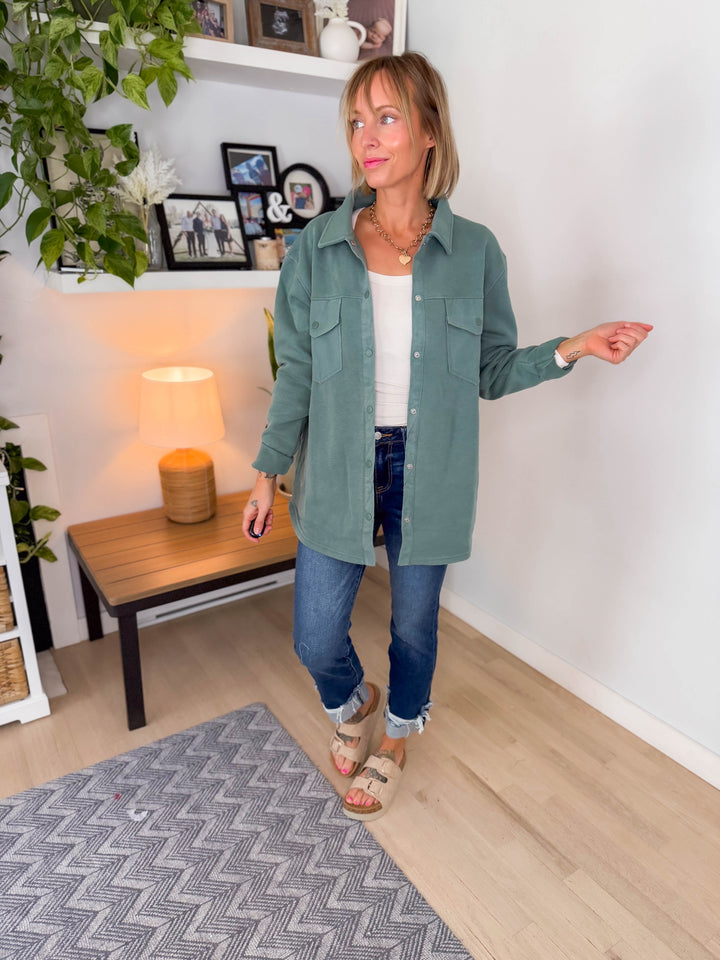 MONO B Valerie Snap on Shacket- ELDERGREEN
