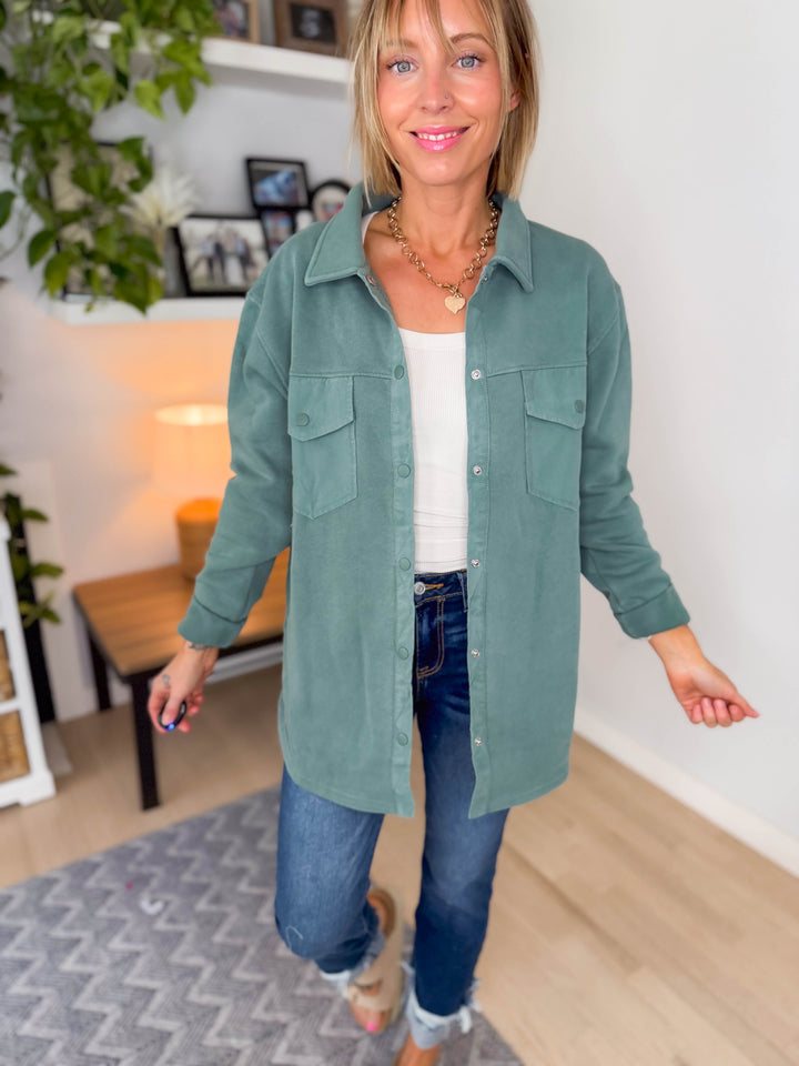 MONO B Valerie Snap on Shacket- ELDERGREEN