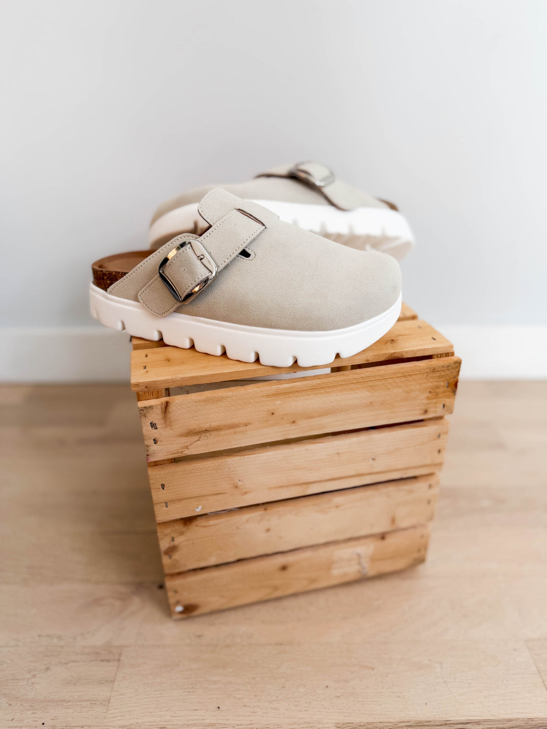 Riley Slip-On Clog- LIGHT TAUPE
