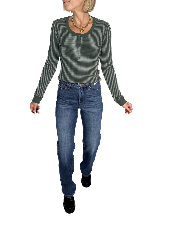 JUDY BLUE Annalise High Rise Tummy Control Straight Leg- MEDIUM WASH