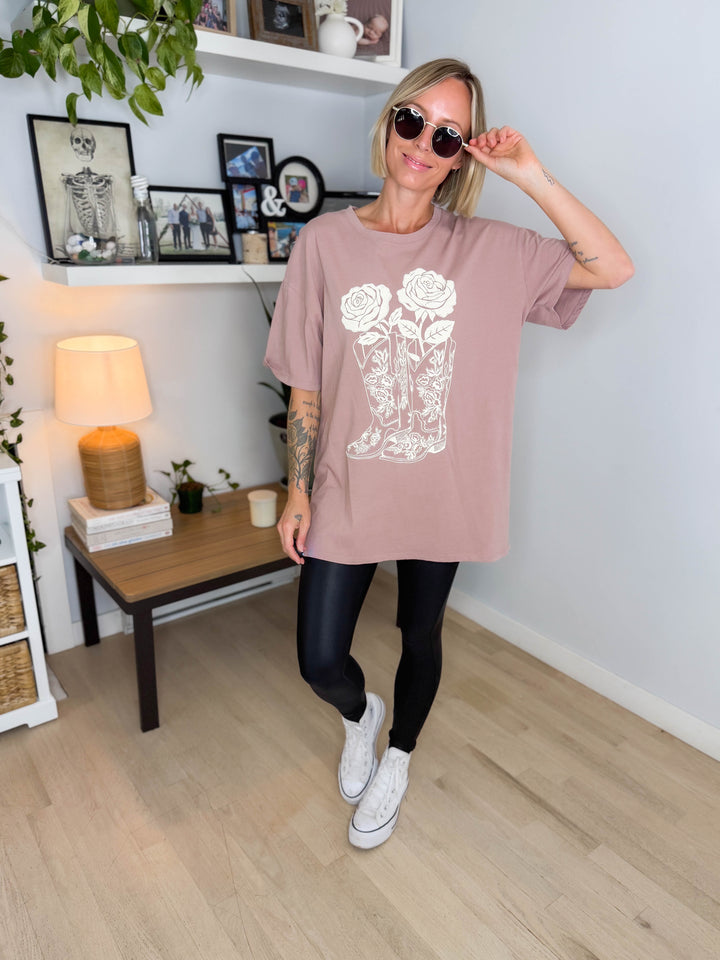 Darlina Rose And Cowboy Graphic Top- WALNUT