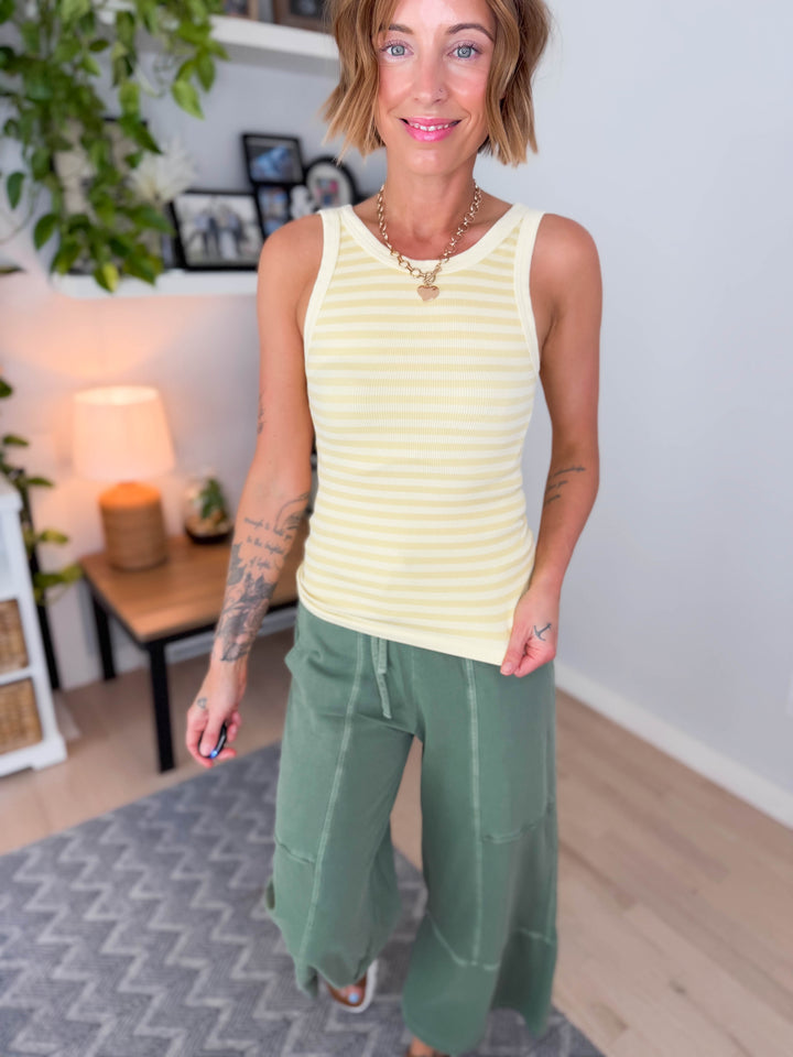 Reversible Seamless Stripe Tank Top- PALE BANANA