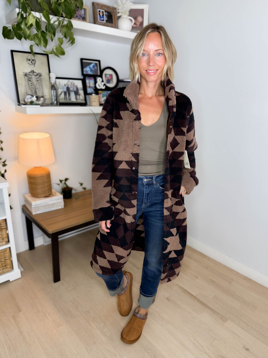Ainsley Longline Sherpa Jacket- COFFEE BEAN