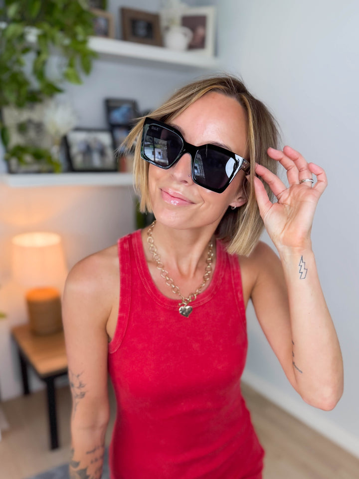 DAX Wylie Oversize Square Sunglasses- BLACK