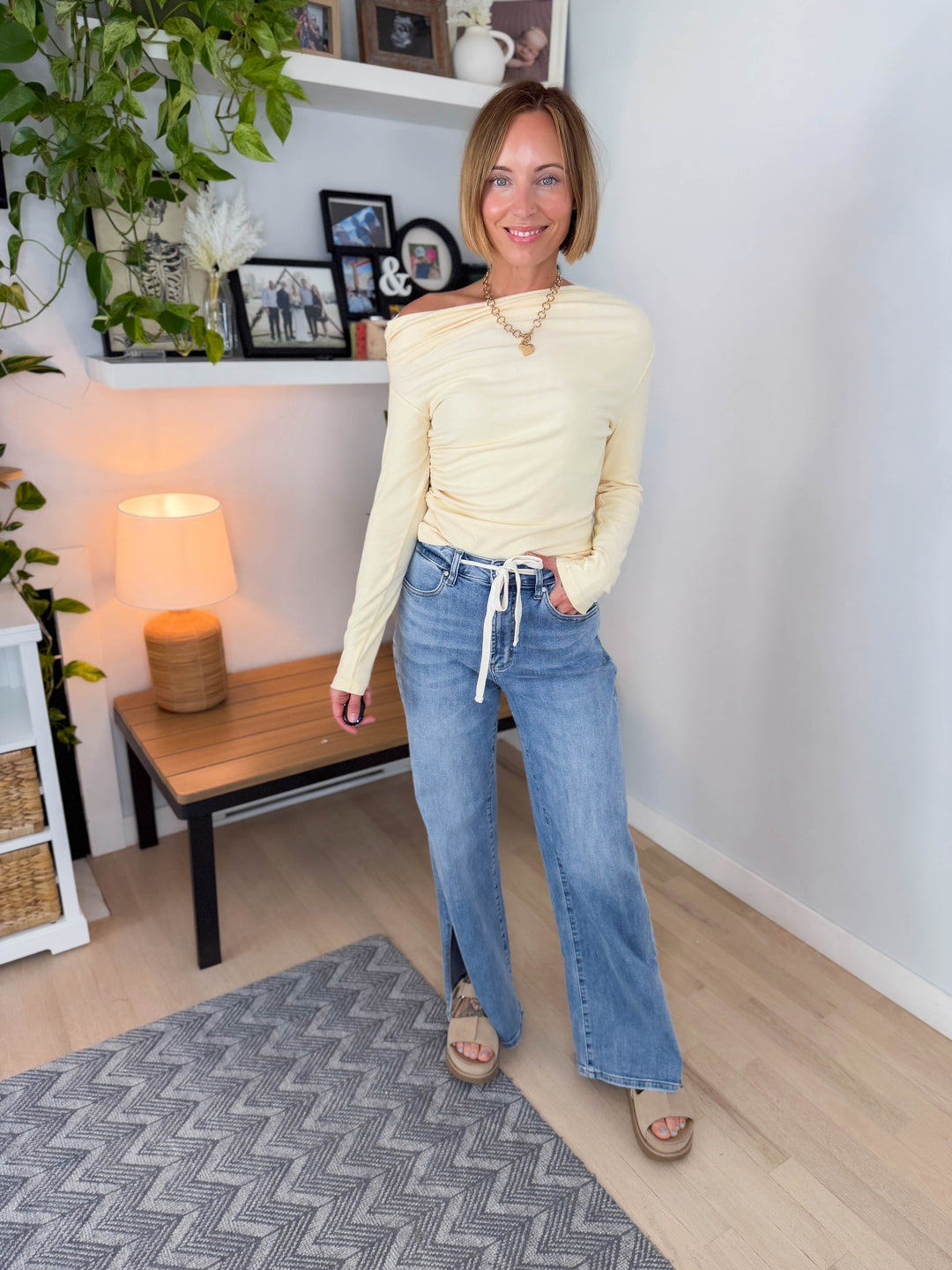 Gwen Tie Waist Wide Leg Slit Stretch Jean- MEDIUM DENIM