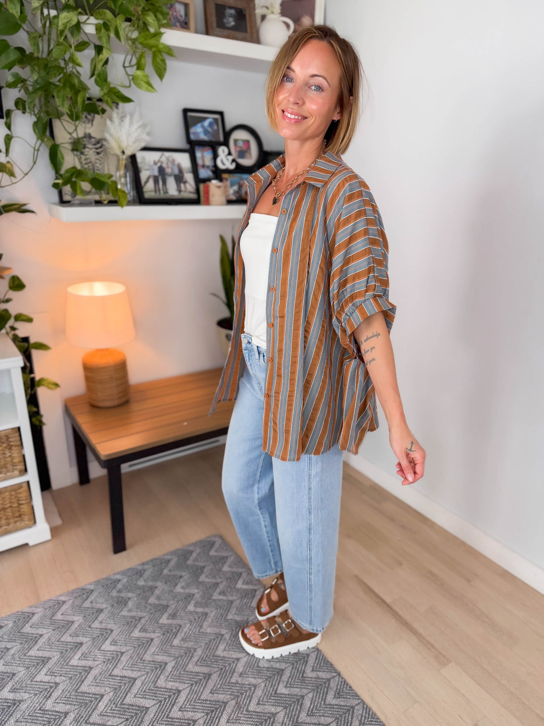 Ganiva Oversized Woven Blouse- CAMEL MULTI