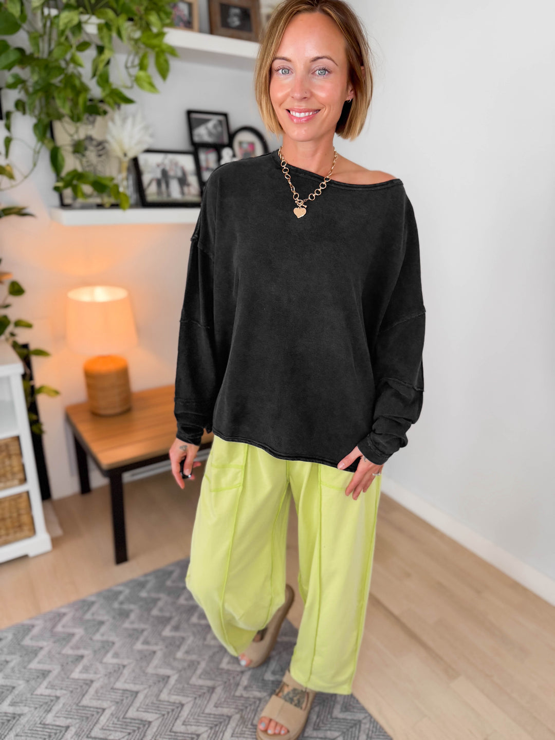 Mono B  Nalah Cotton Oversized Pullover- BLACK