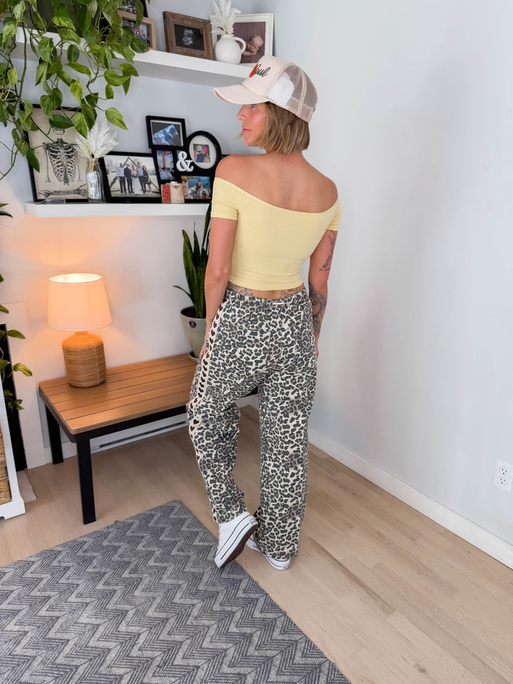 Haisley Off Should Seamless Crop- BUTTER YELLOW