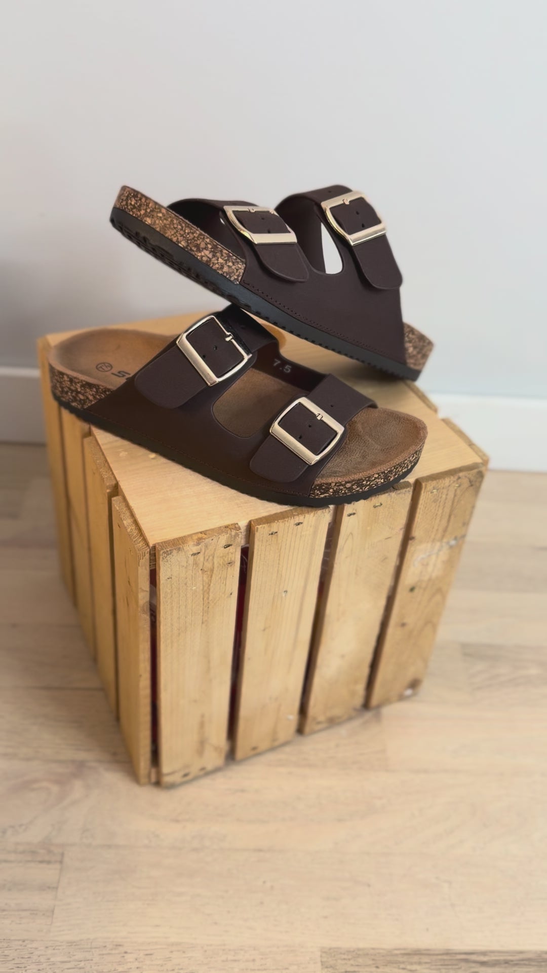 Jette Sandal- BROWN