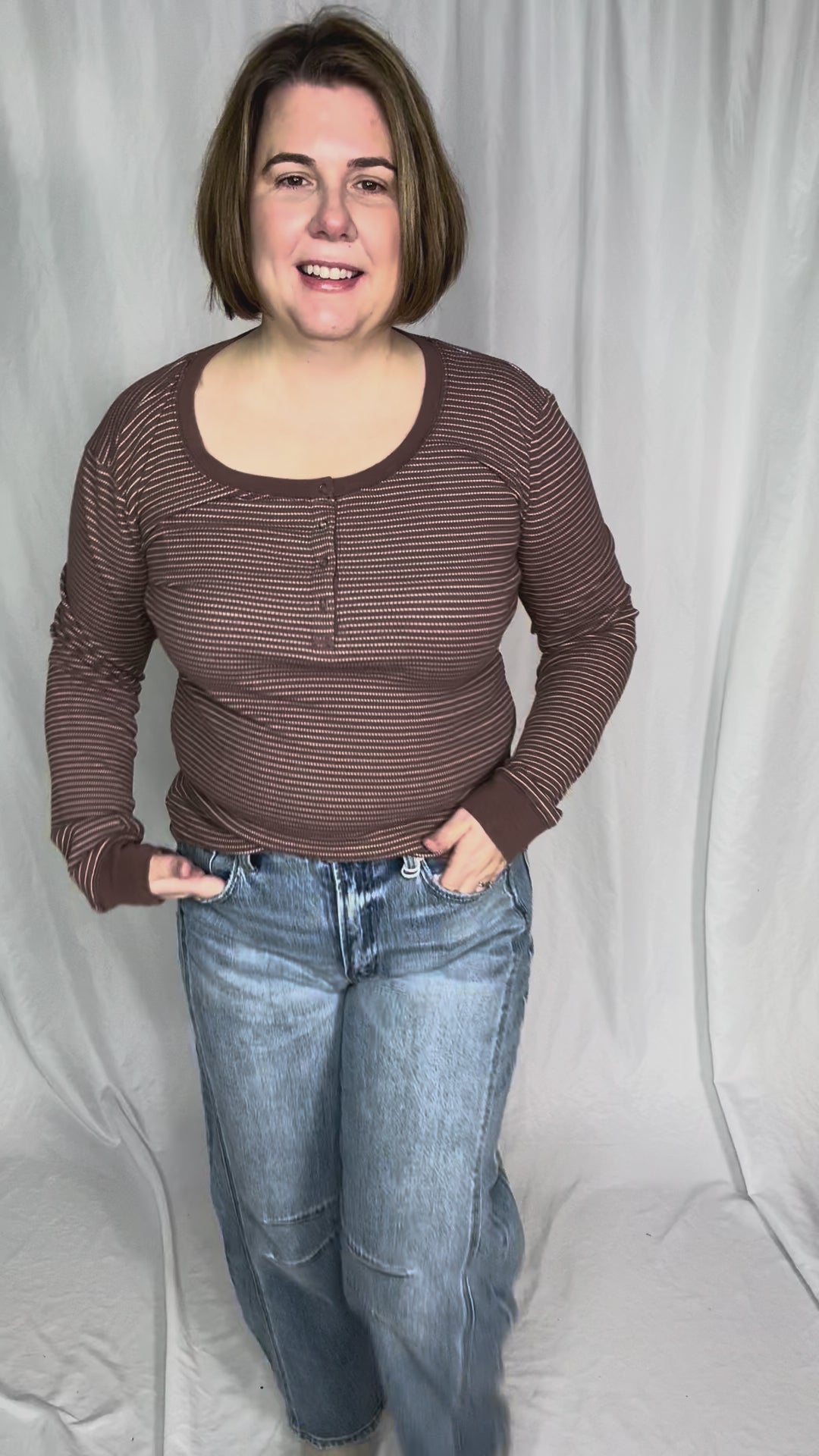 VERVET Axis High Rise Barrel Jeans- LIGHT WASH