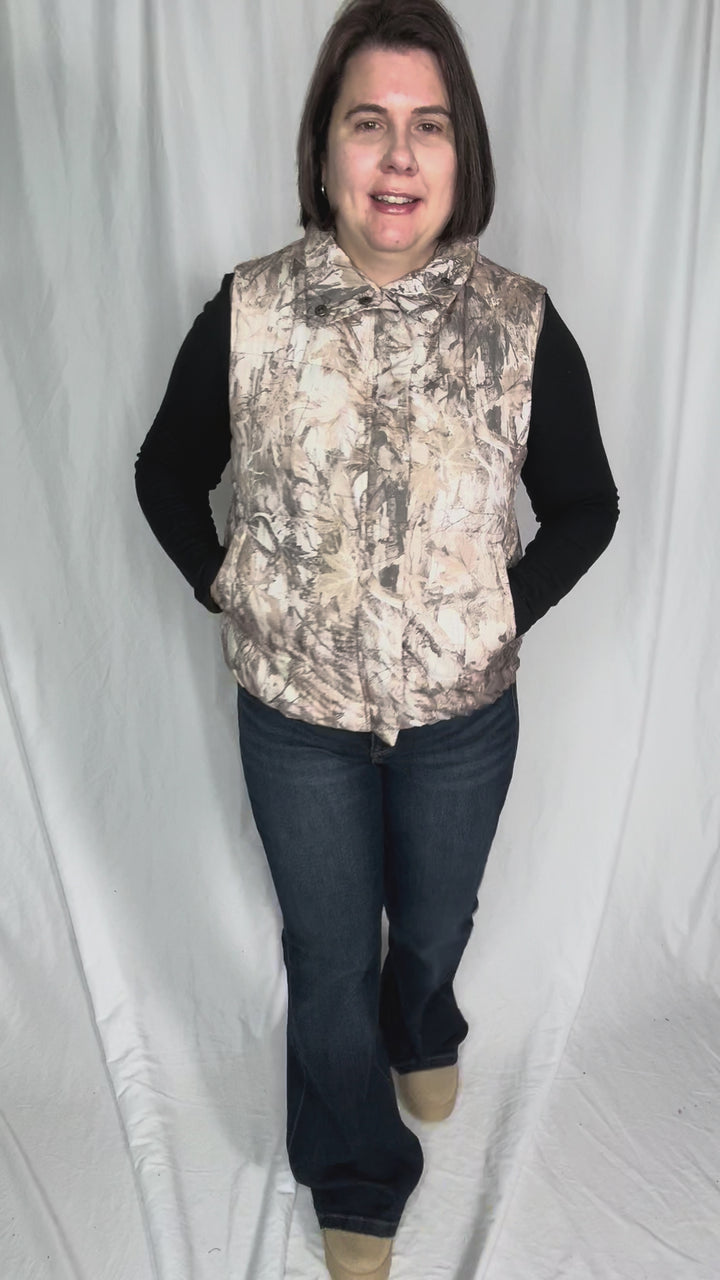 Woodsley Camo Puffer Vest