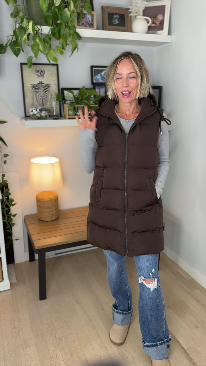 Everest Hooded Puffer Vest- CHOCOLATE