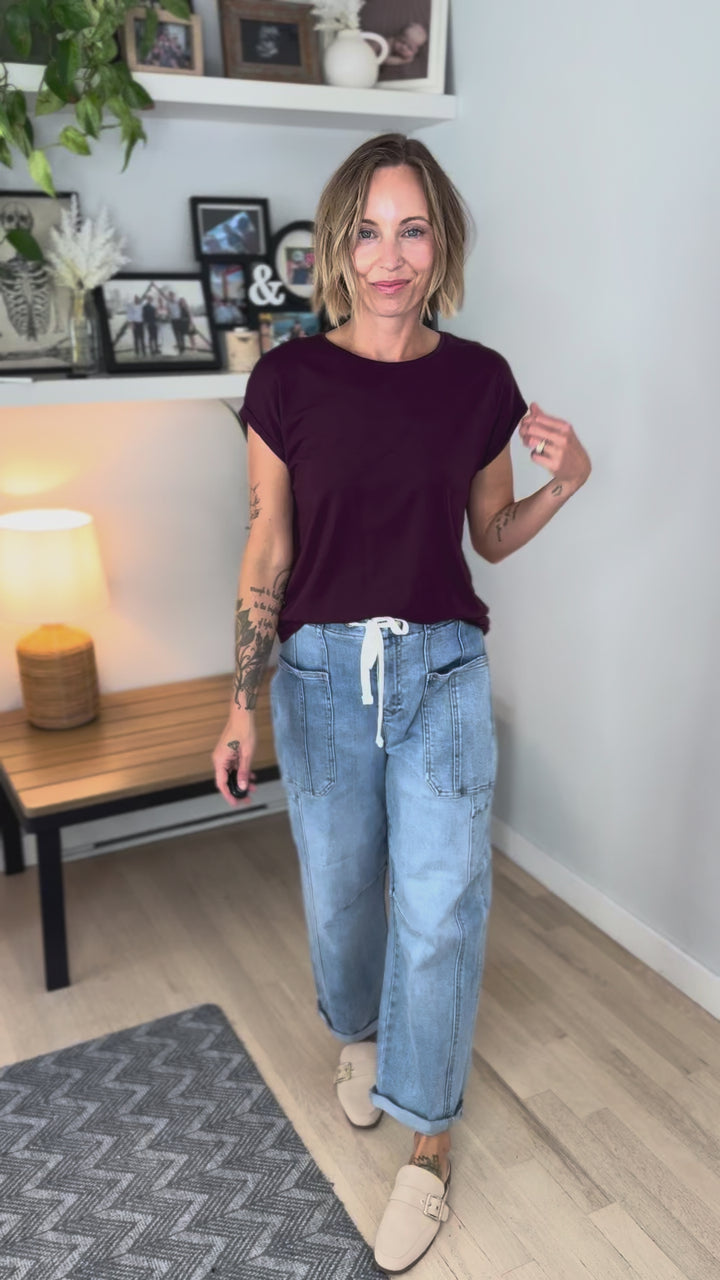 Vero Moda Ava Short Sleeve Top- WINE TASTING
