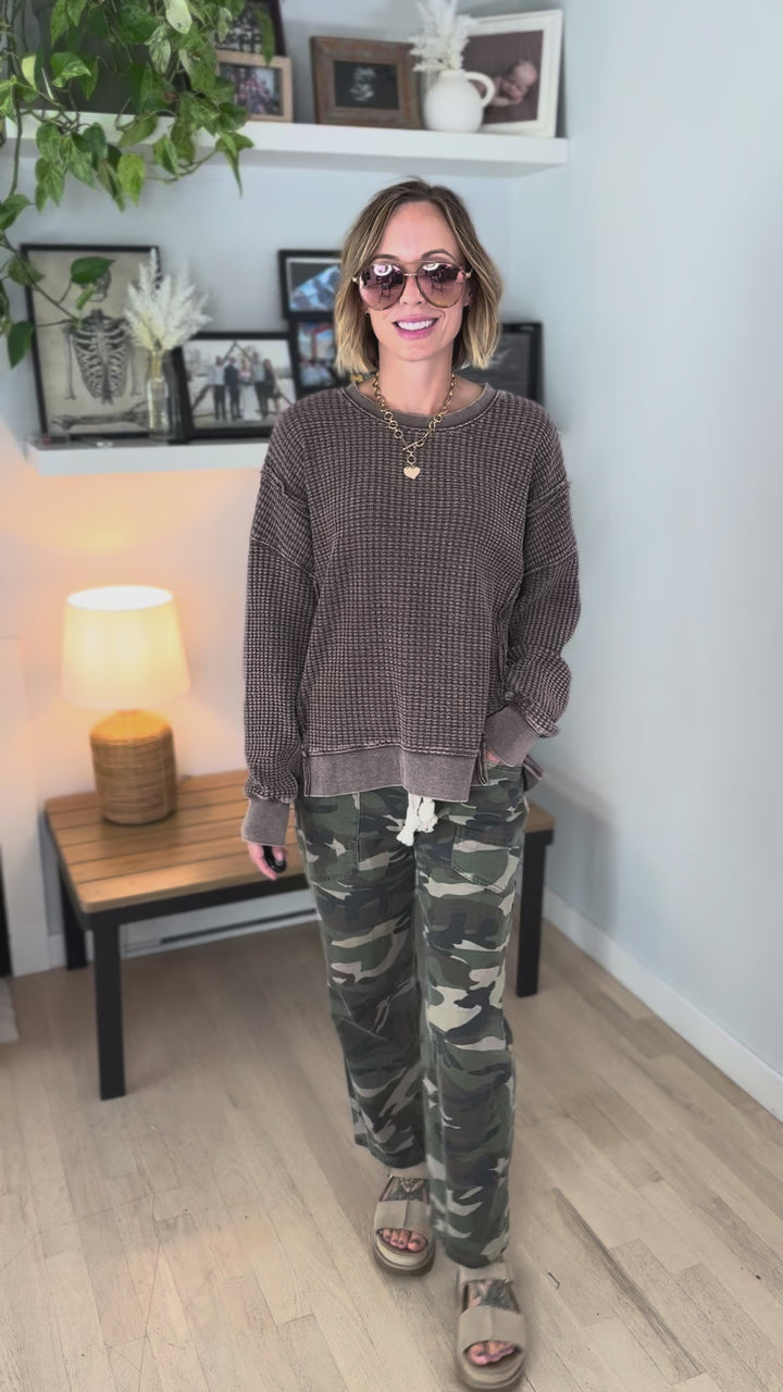 Brielle Mineral Washed Thermal Pullover- DARK BROWN