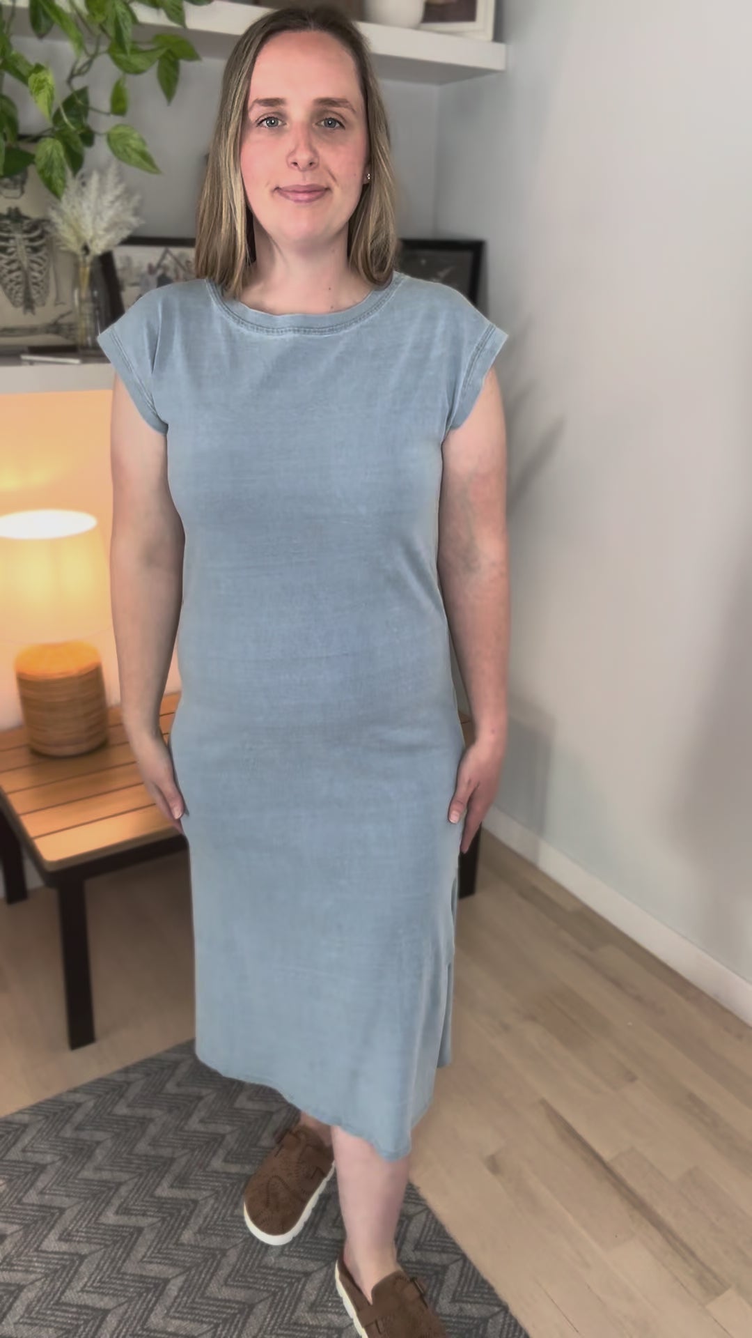 Darla Cotton Short Sleeve Midi Dress- LIGHT DENIM BLUE