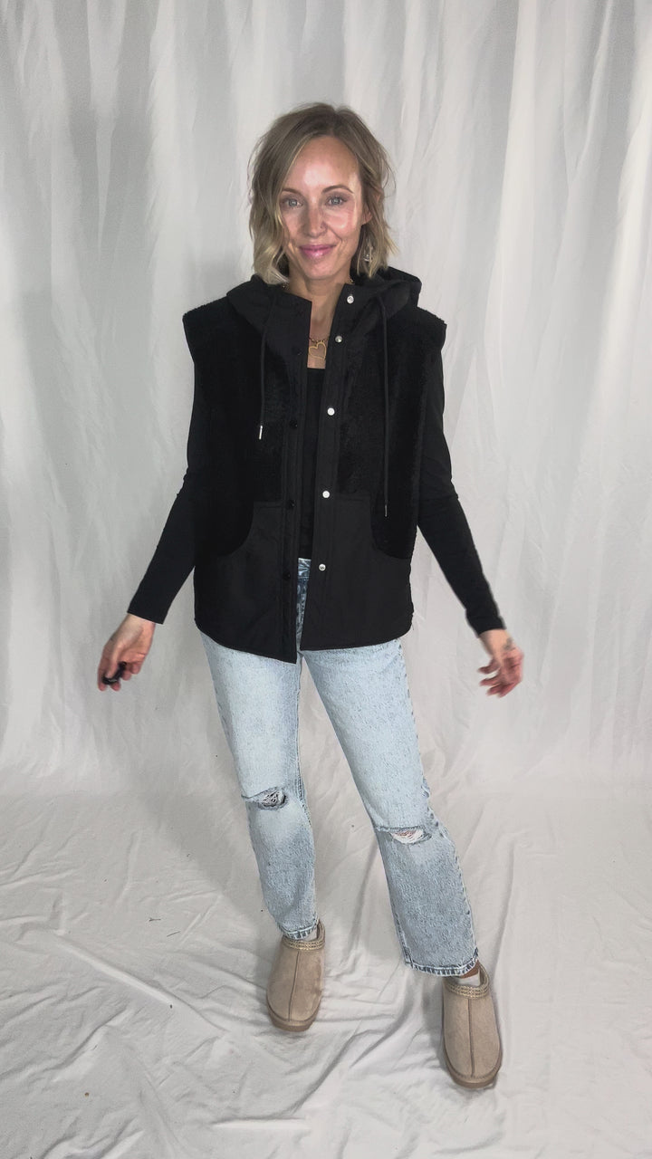 Morning Frost Sherpa Fleece Vest- BLACK