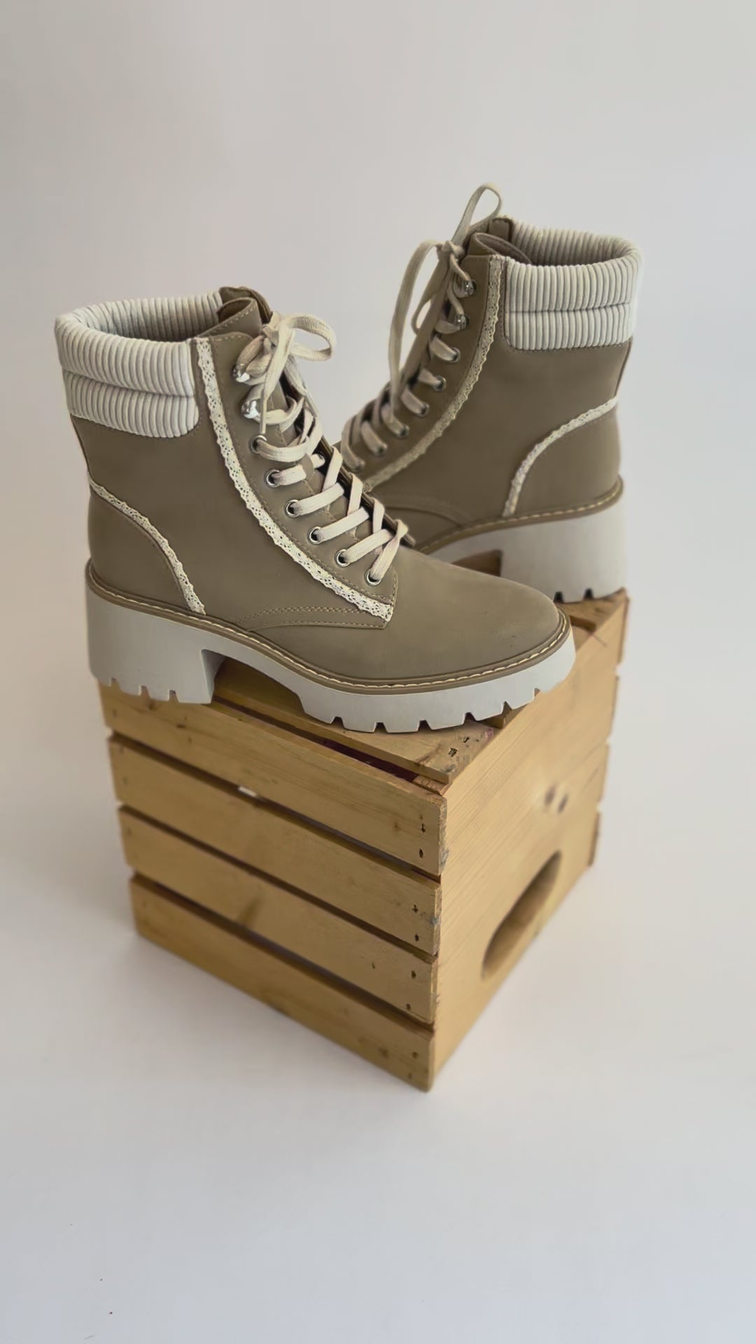 Nakoma Lug Heel Boot- LIGHT TAUPE-FINAL SALE